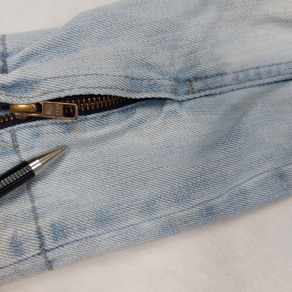 GAP WOMANS BIKER BEACH JACKET CROP LIGHT WASH BLUE JEAN DENIM 3/4 SLEEVE SZ XS - Picture 12 of 13